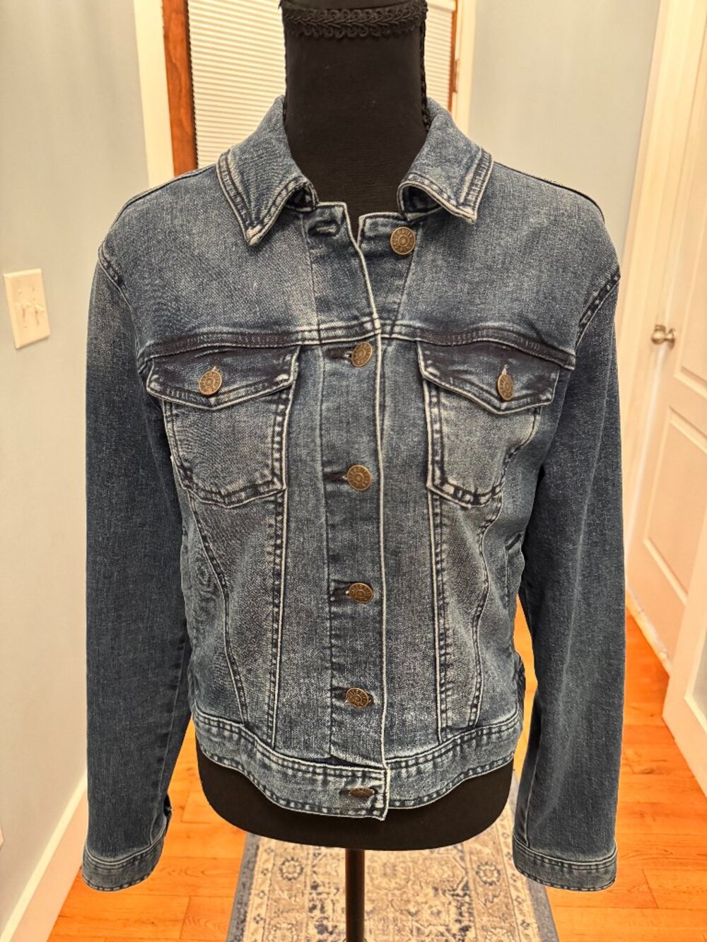 Celebrity Pink Stretch Denim Jean Jacket Medium | Faded Wash
